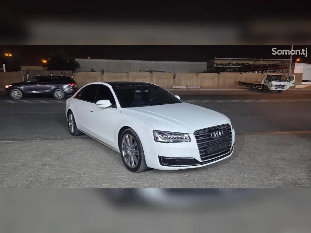 Audi A8