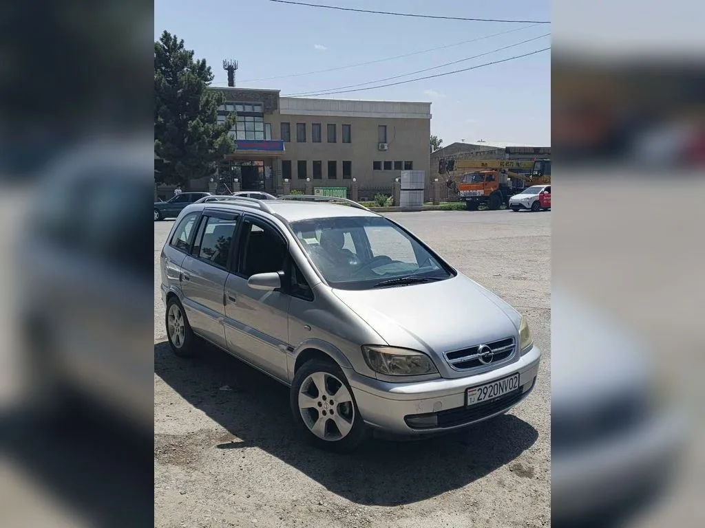 Opel Zafira