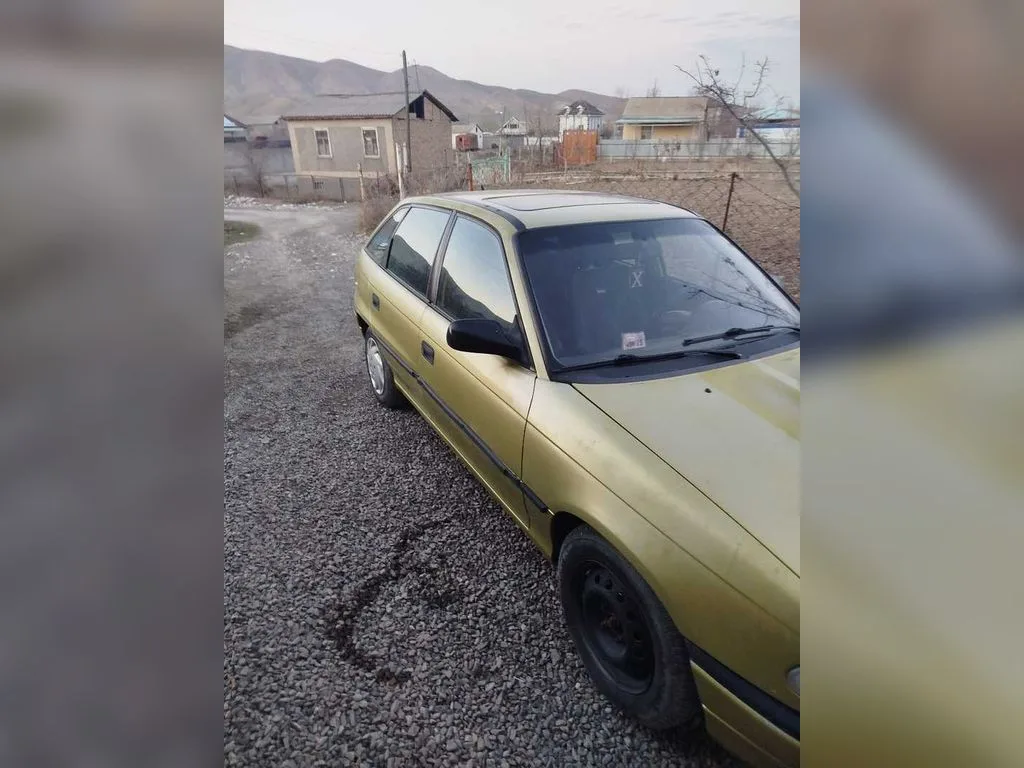 Opel Astra F