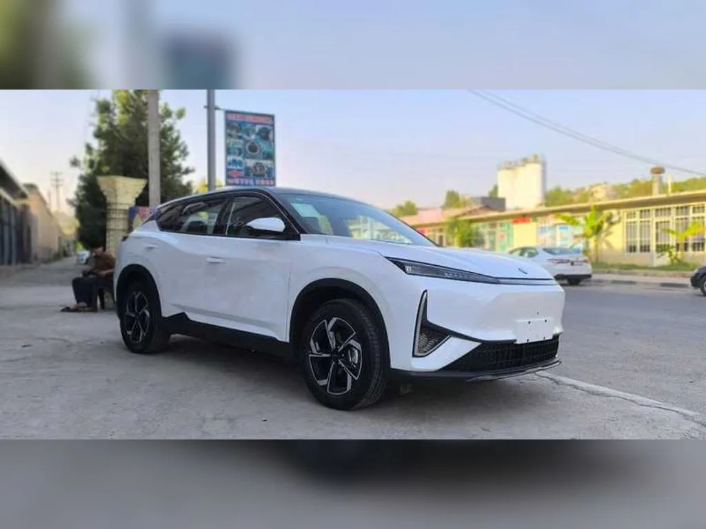 Dongfeng L7