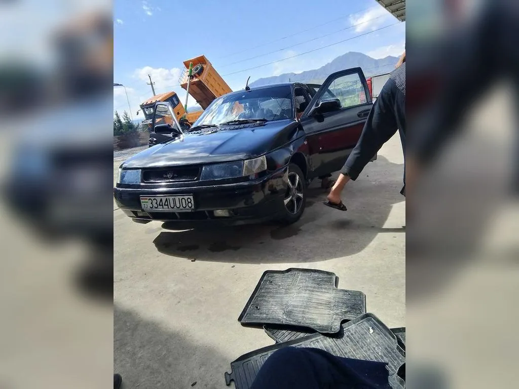 Lada 2110
