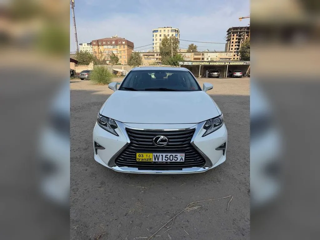 Lexus ES series