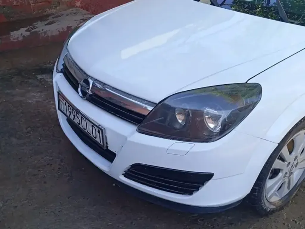 Opel Astra H