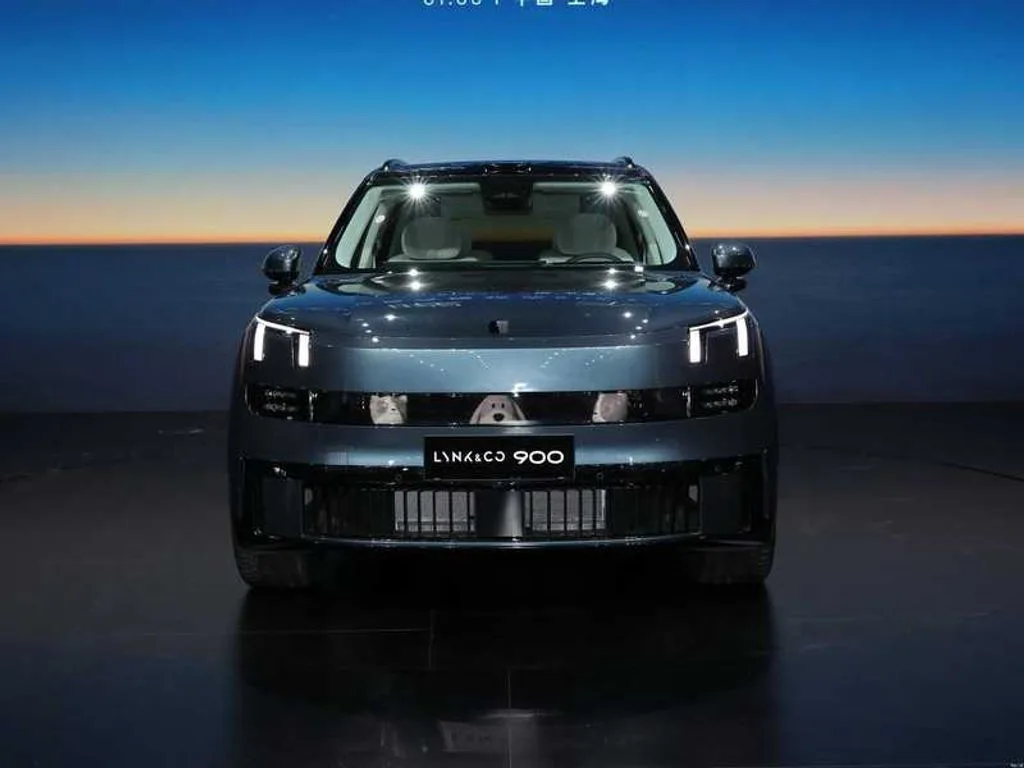 Lynk & Co 900 Ultra
