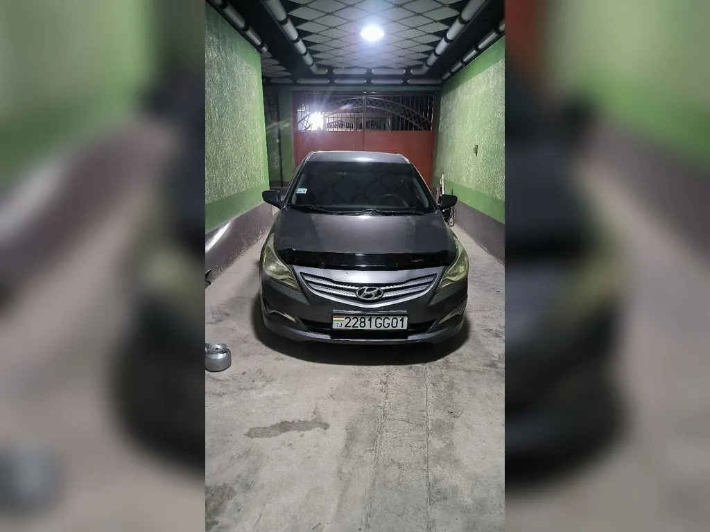 Hyundai Solaris
