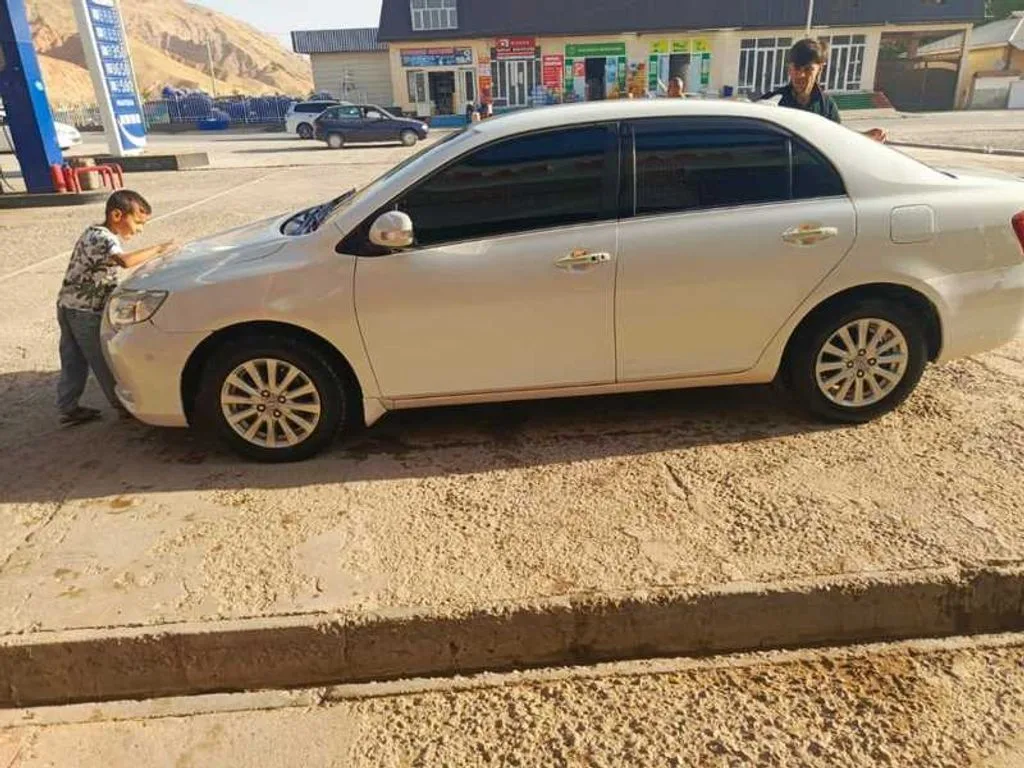 Toyota Axio