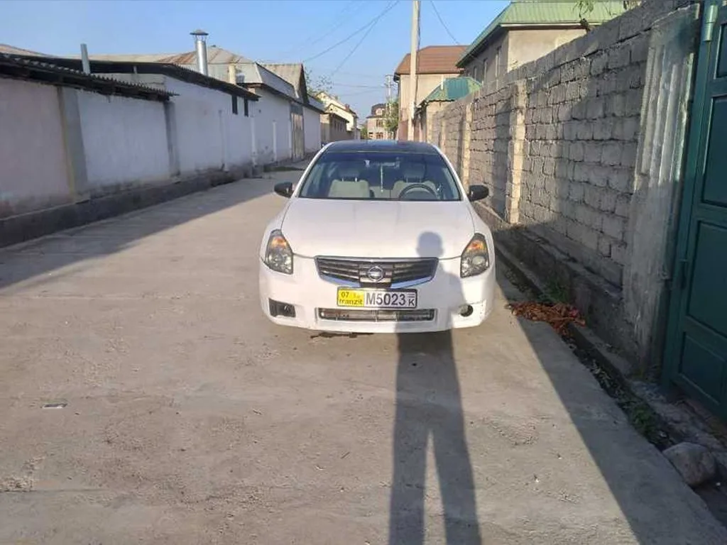 Nissan Maxima