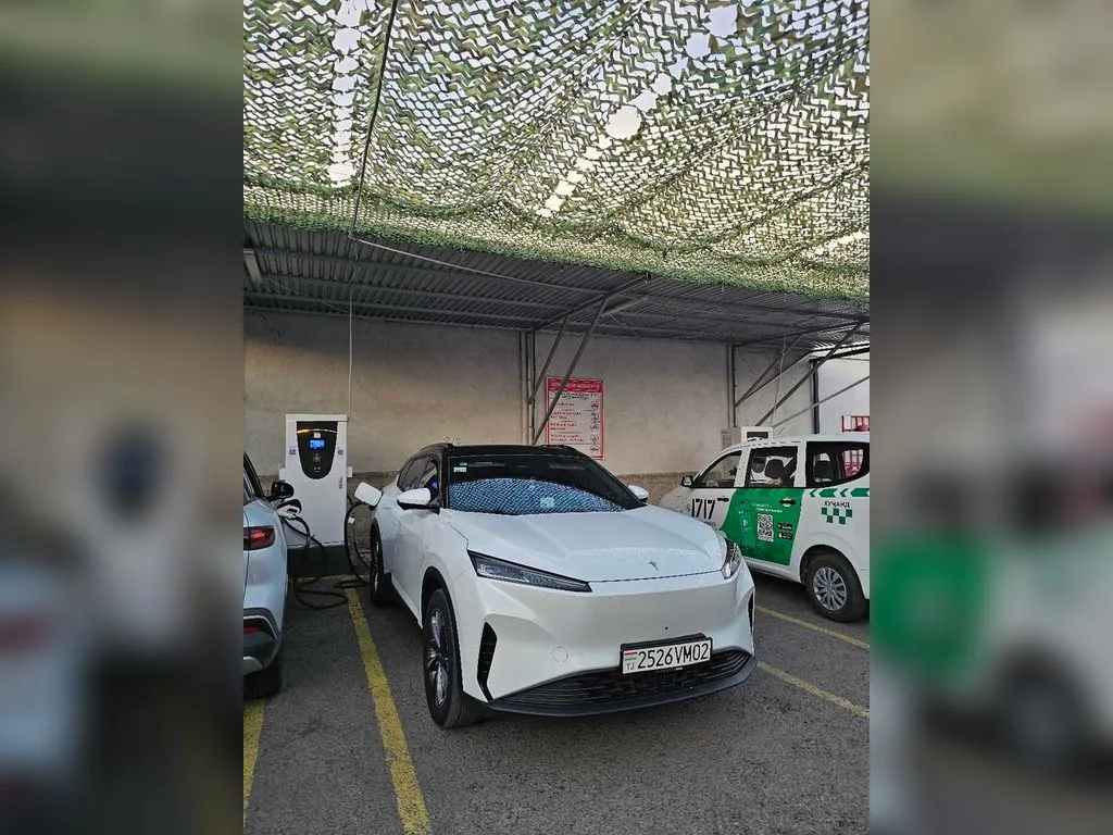 Dongfeng L7