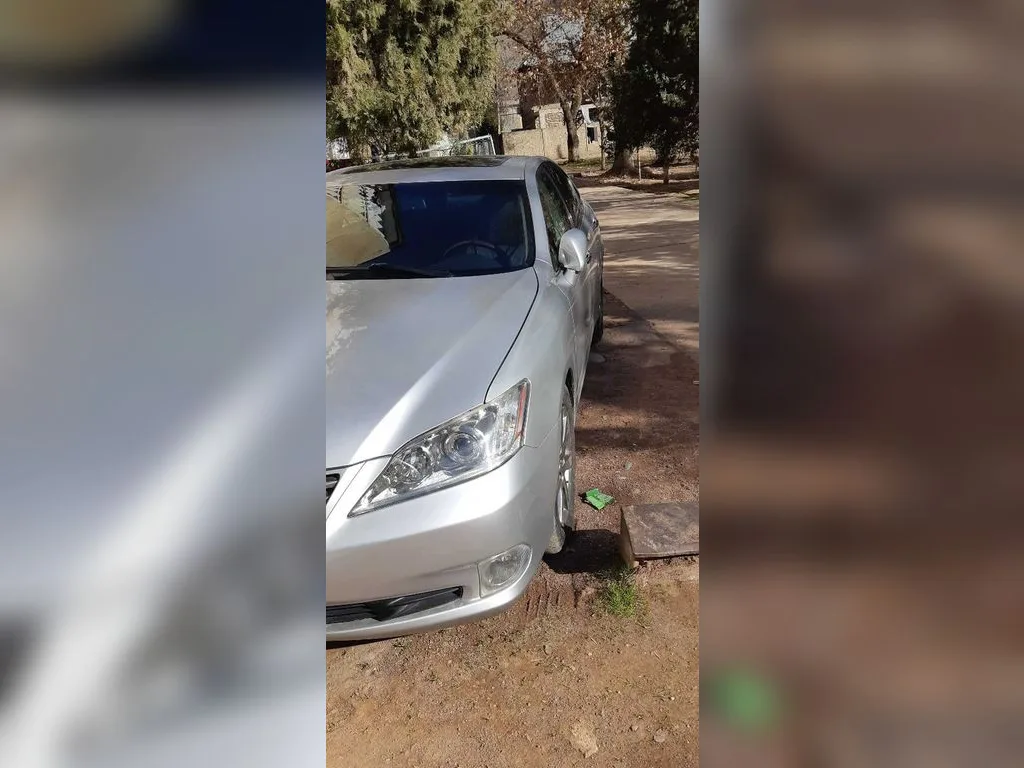 Lexus ES series