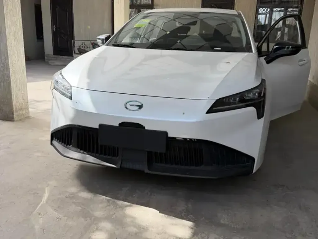 BYD E3