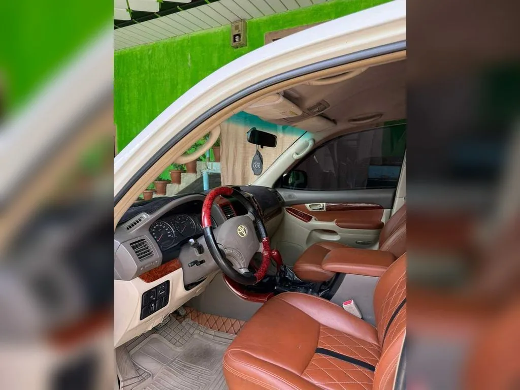 Toyota Land Cruiser Prado