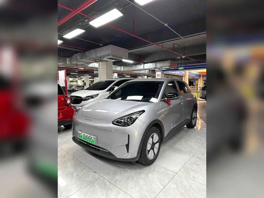 Geely Galaxy E5
