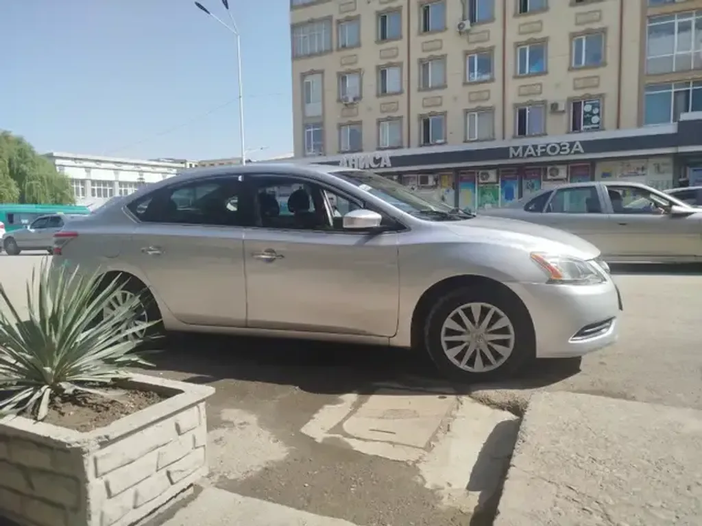Nissan Sentra