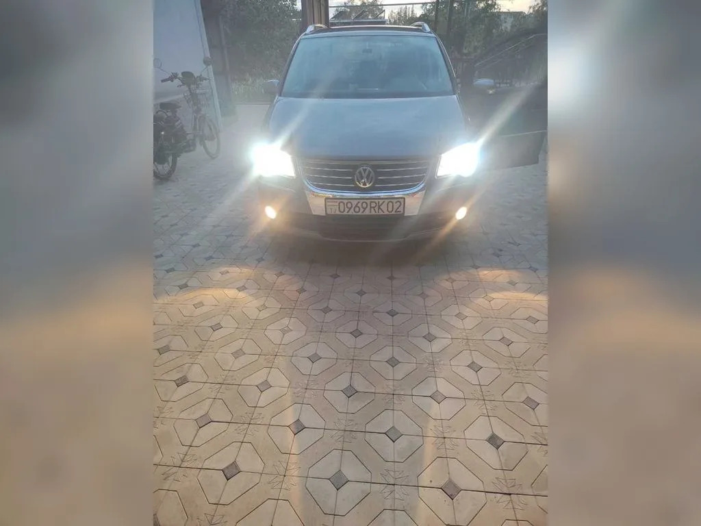 Volkswagen Touran