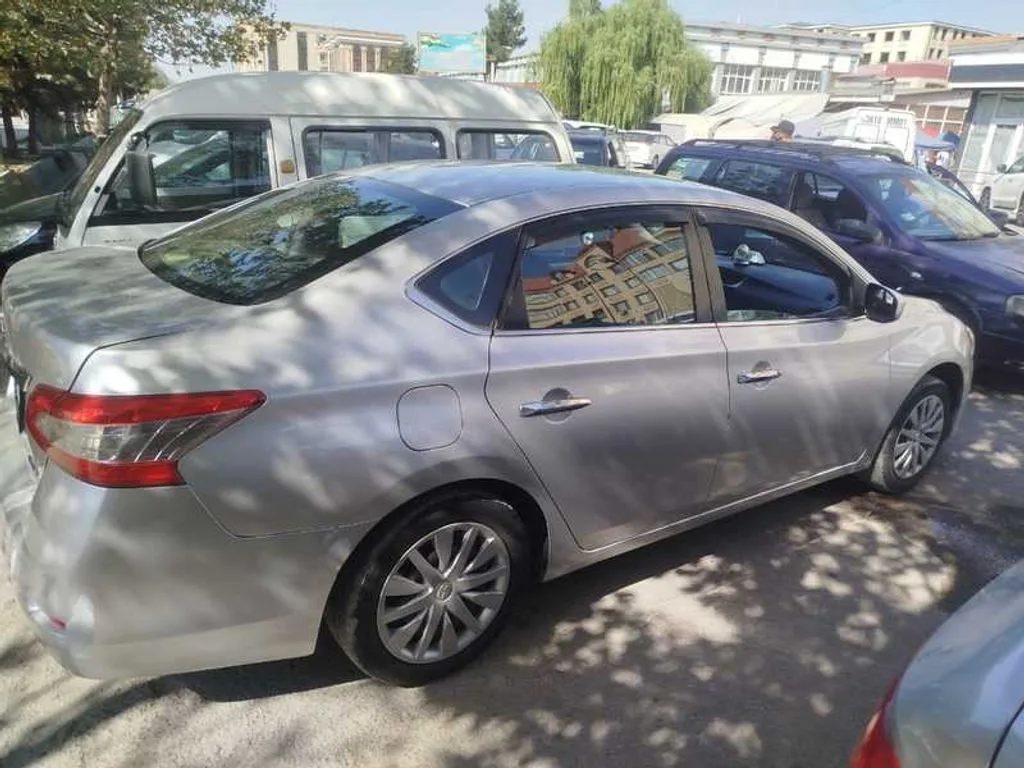 Nissan Sentra