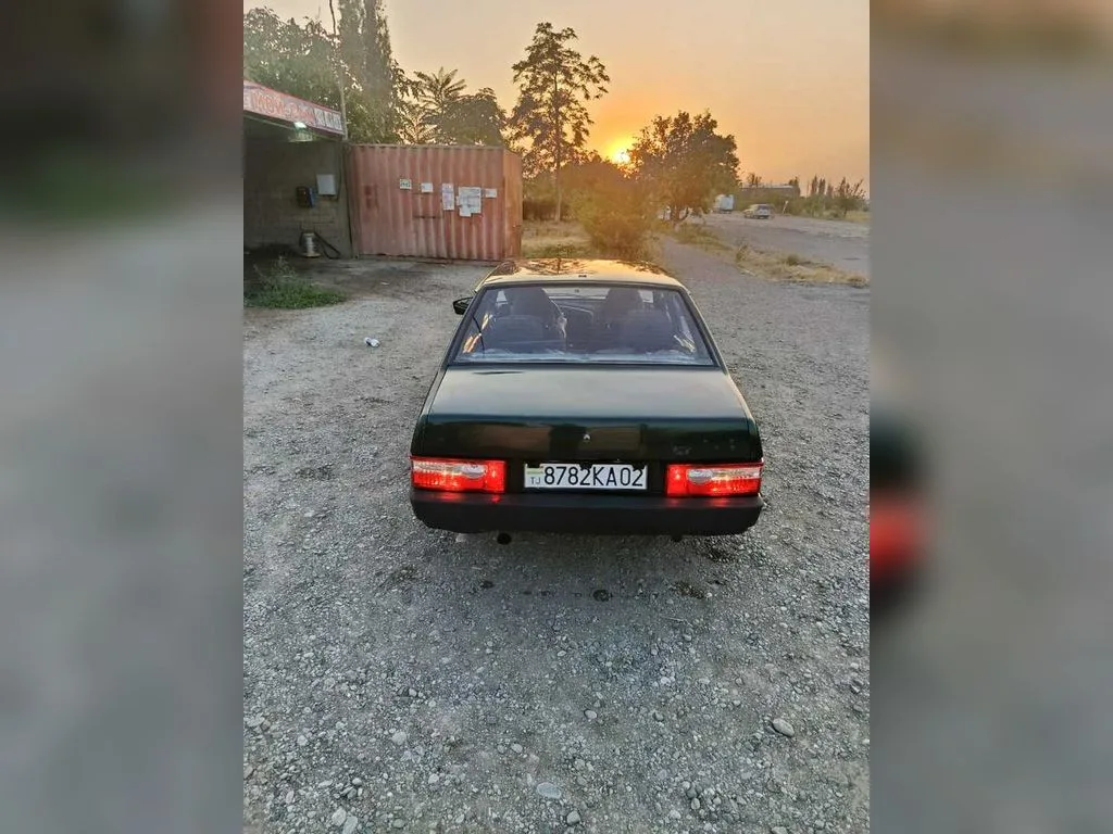 Lada 21099