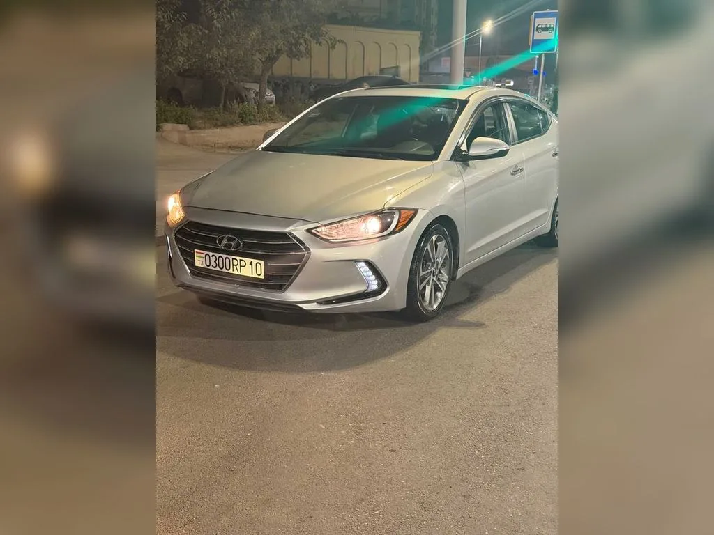 Hyundai Elantra