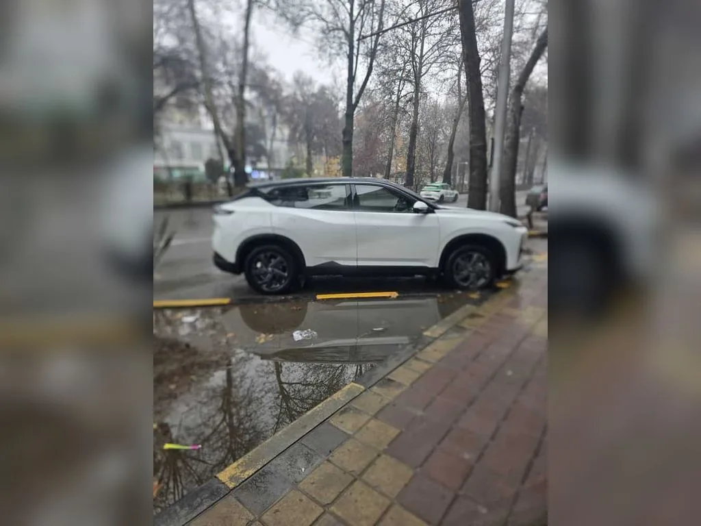 Dongfeng L7