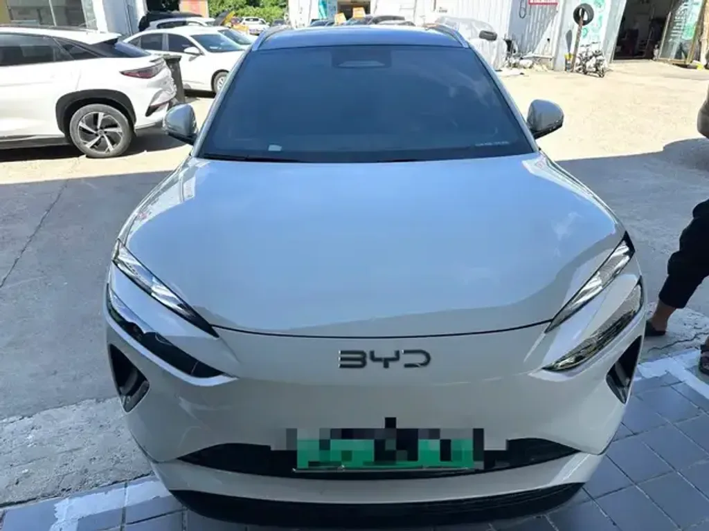 BYD Sea Lion 06