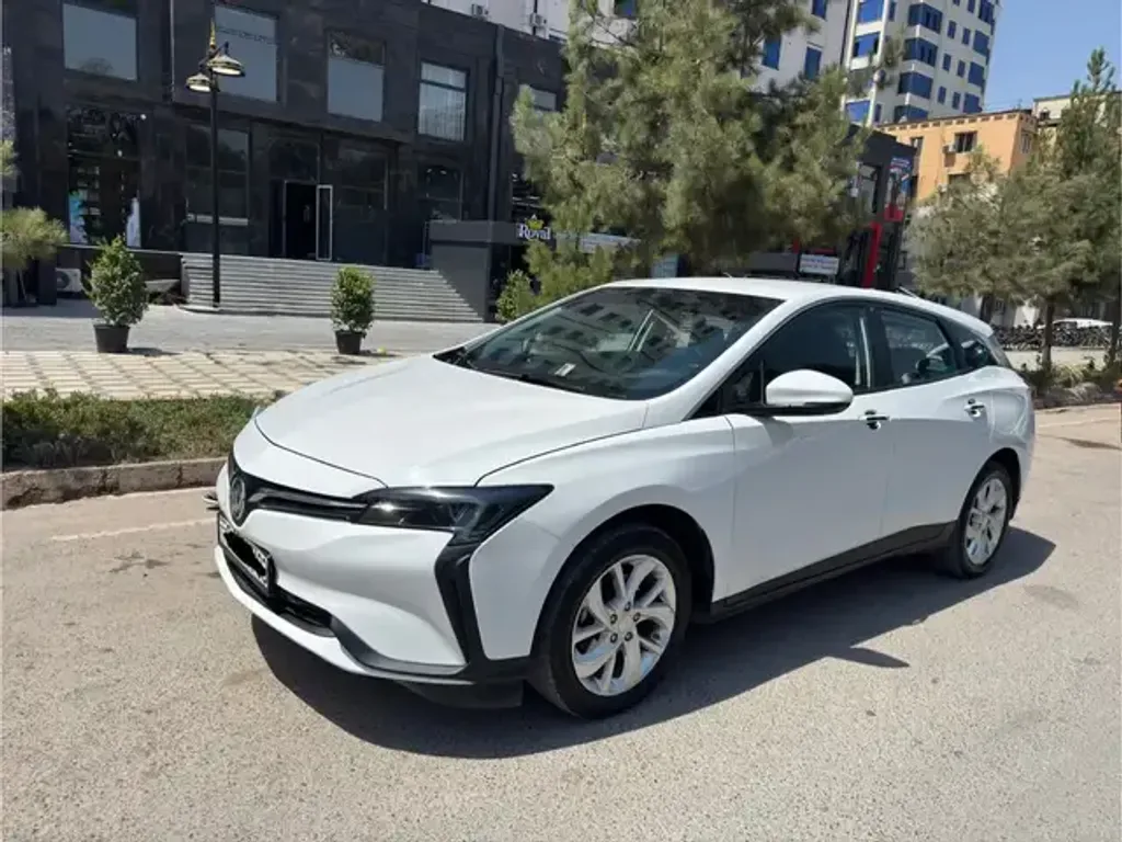 Buick Velite 6