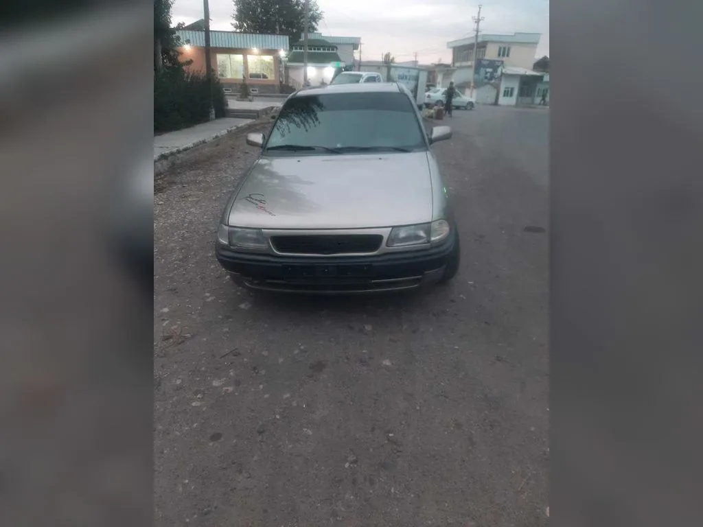 Opel Astra F