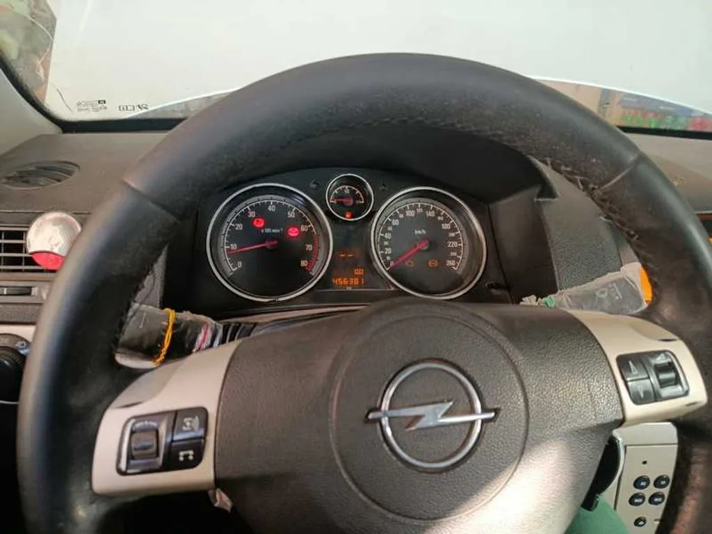 Opel Astra H