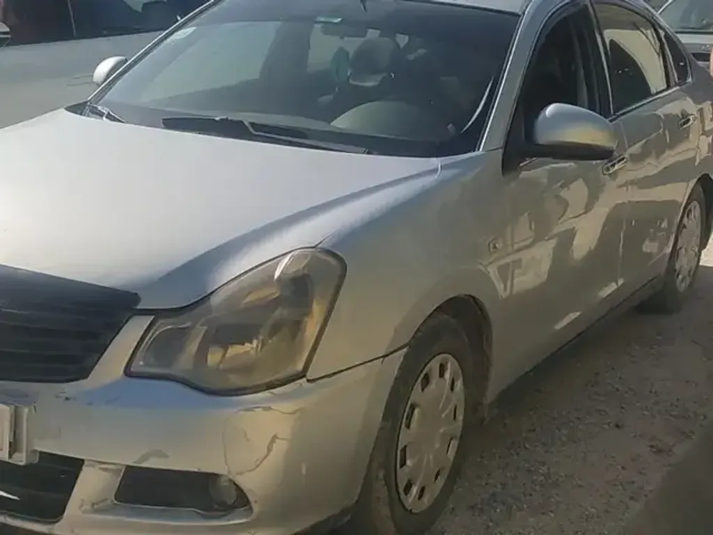 Nissan Almera