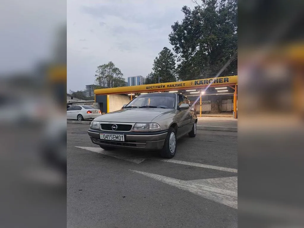Opel Astra F