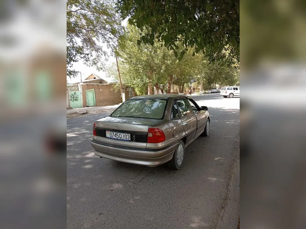 Opel Astra F