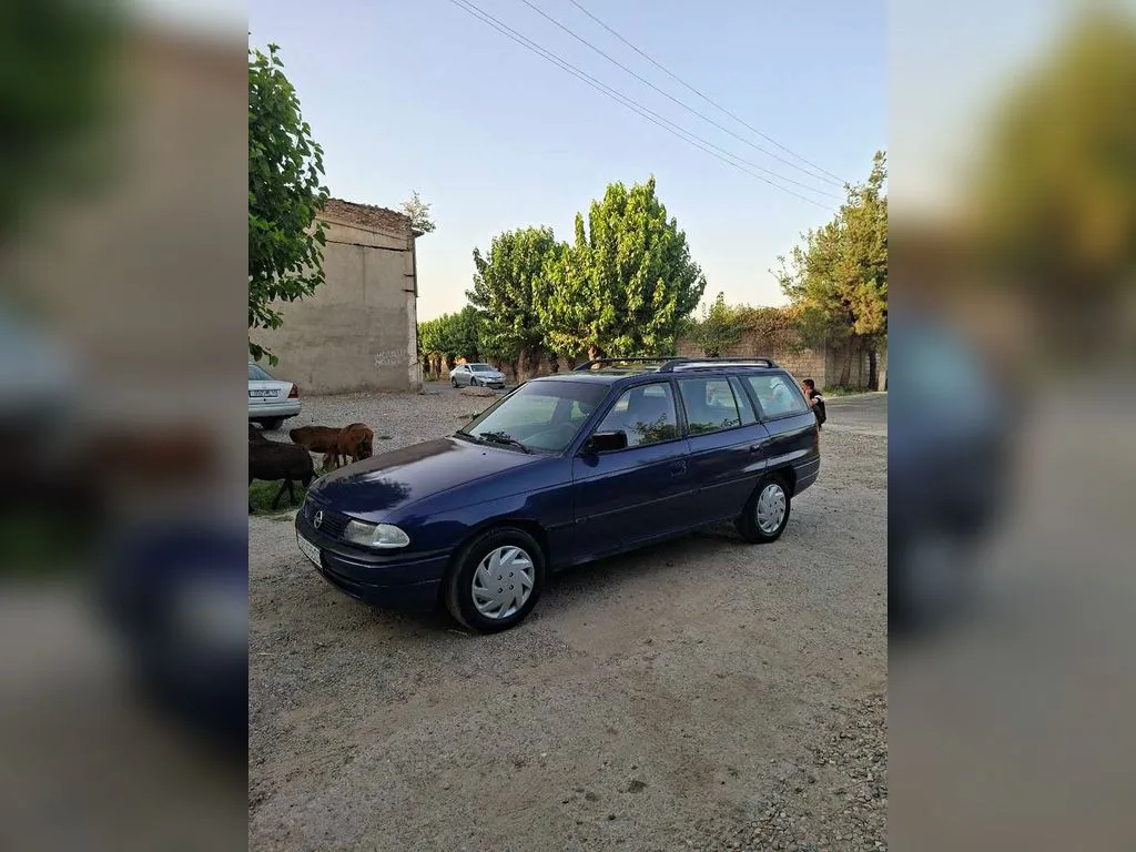 Opel Astra F
