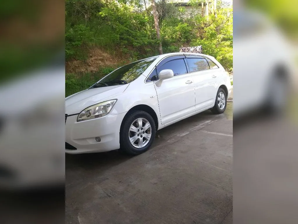 Toyota Mark X Zio