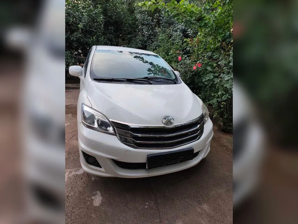 Toyota Mark X Zio