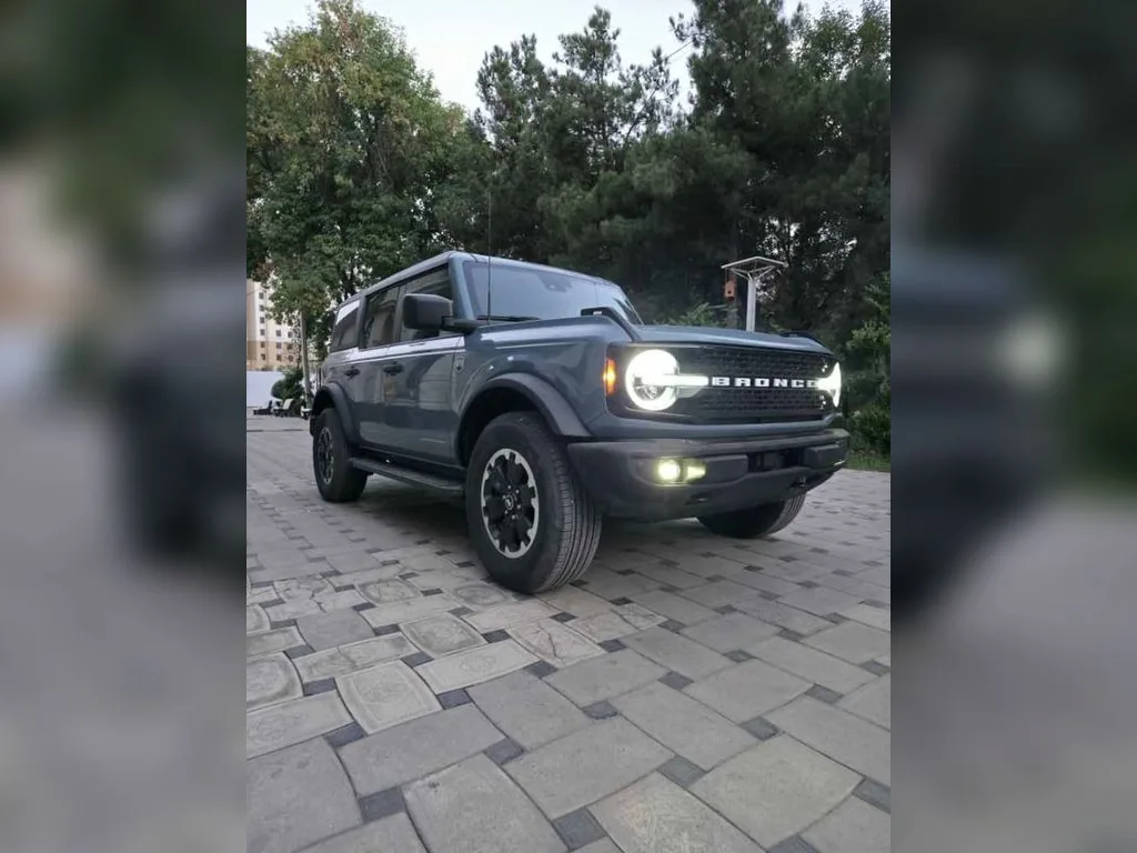 Ford Bronco