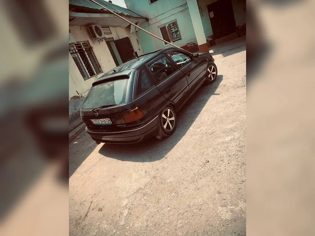 Opel Astra F