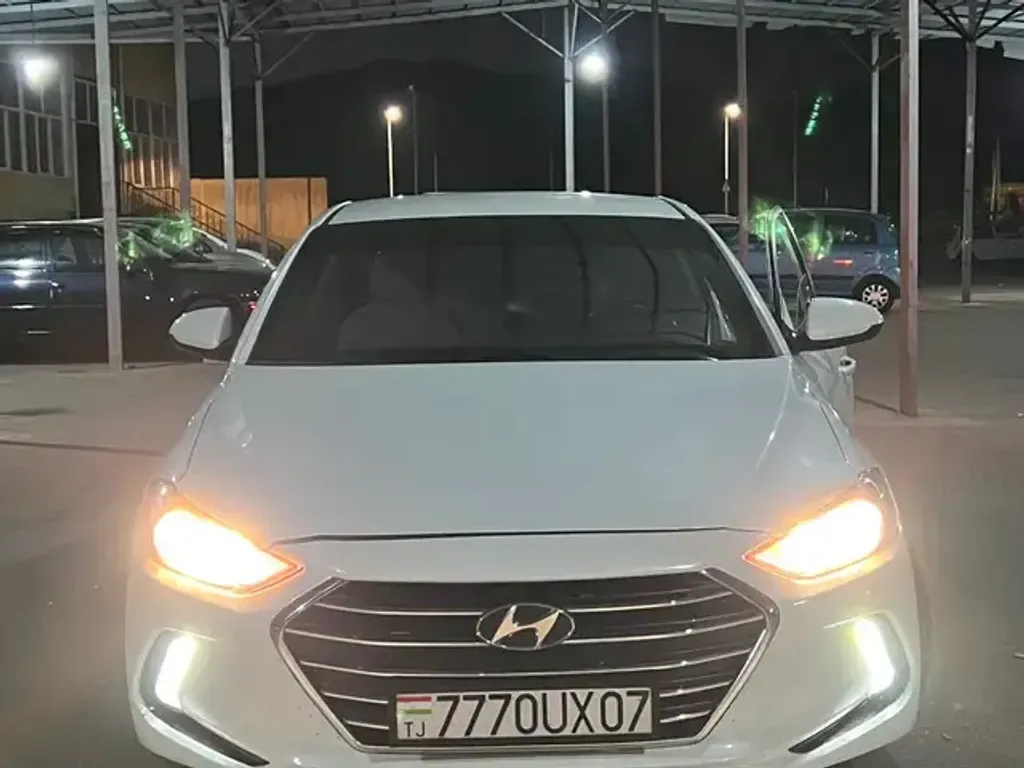 Hyundai Elantra
