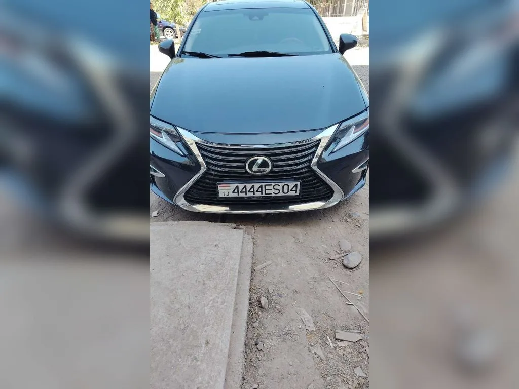 Lexus ES series