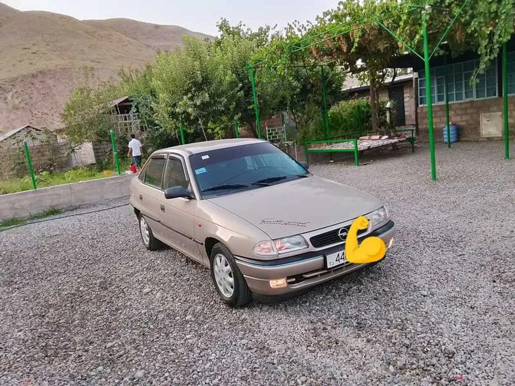 Opel Astra F