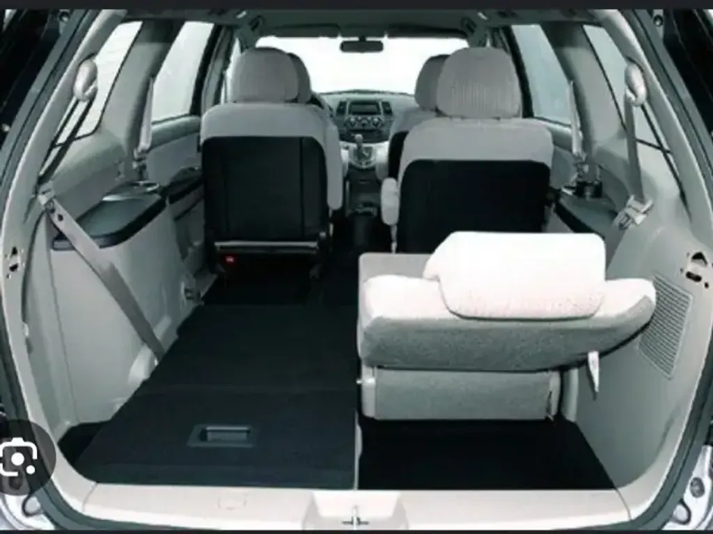 Mitsubishi Grandis