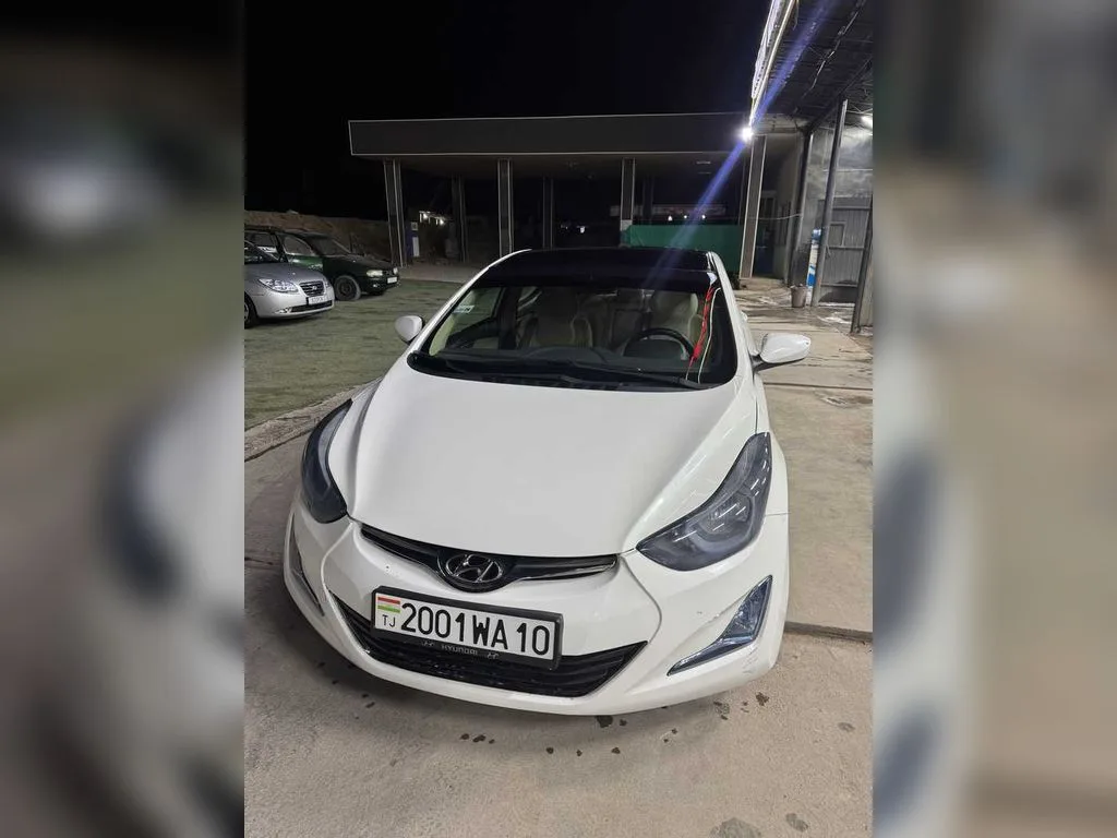 Hyundai Elantra