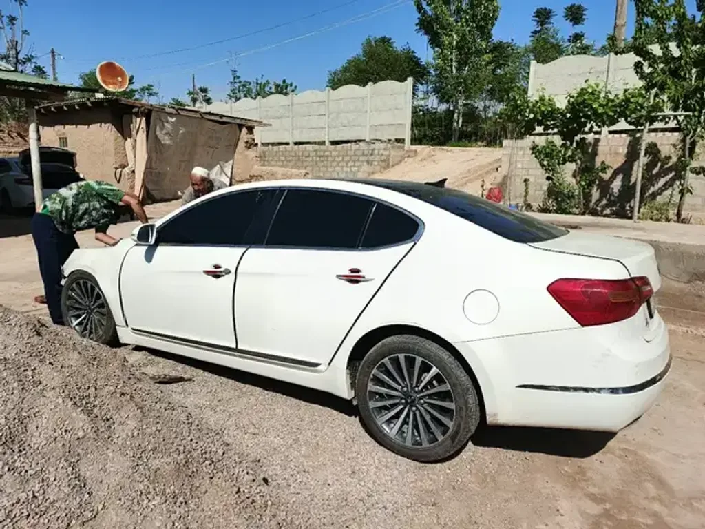 Kia K7