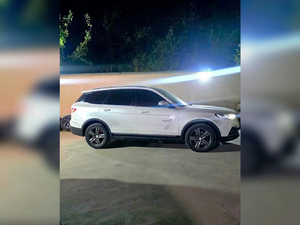 Zotye T800