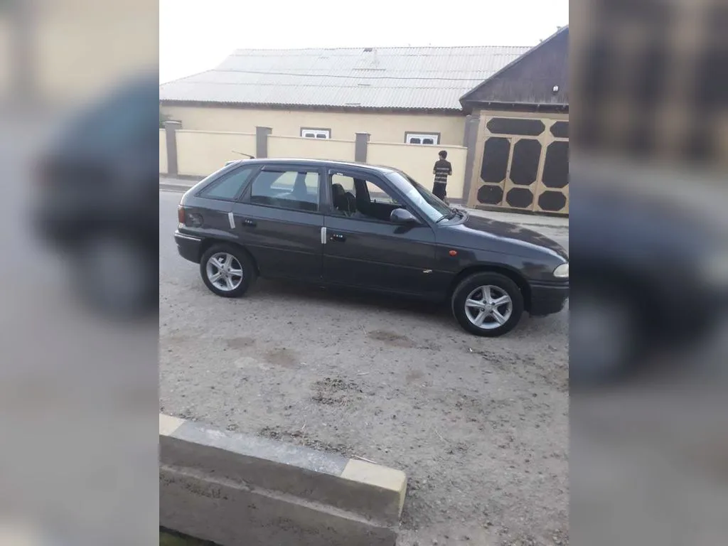 Opel Astra F