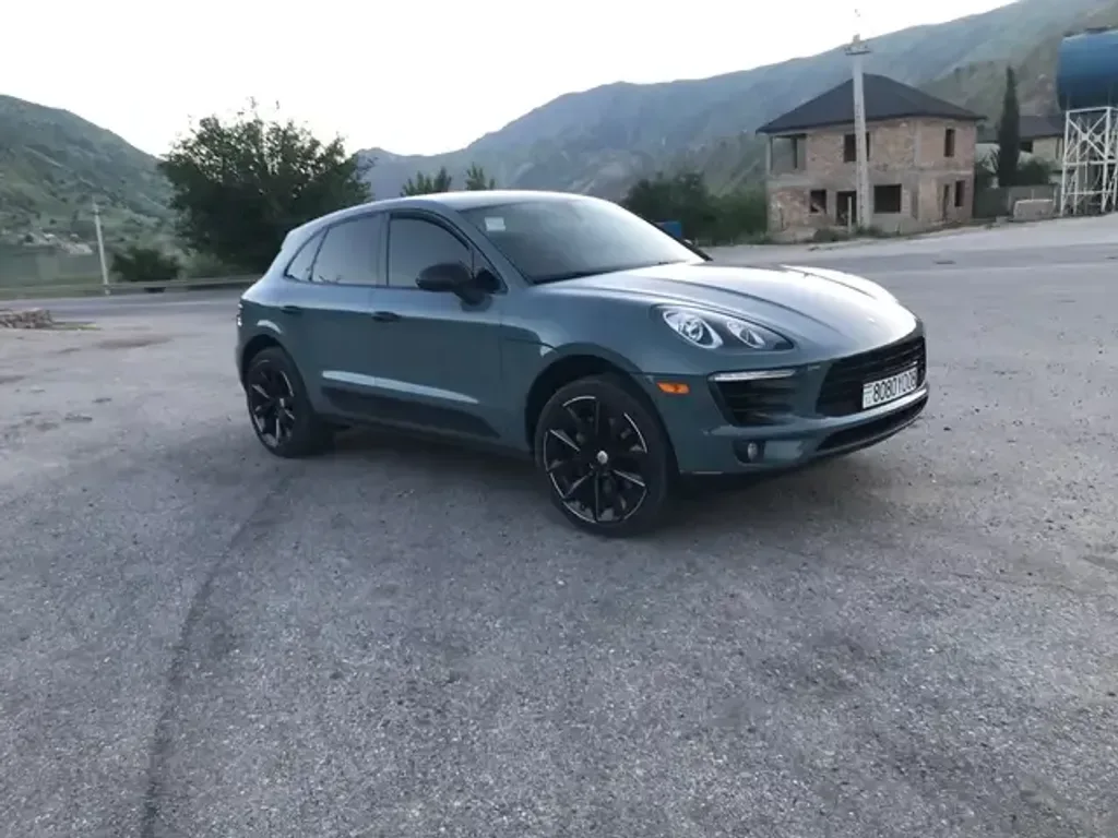 Porsche Macan
