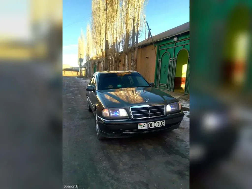 Mercedes-Benz C-Class
