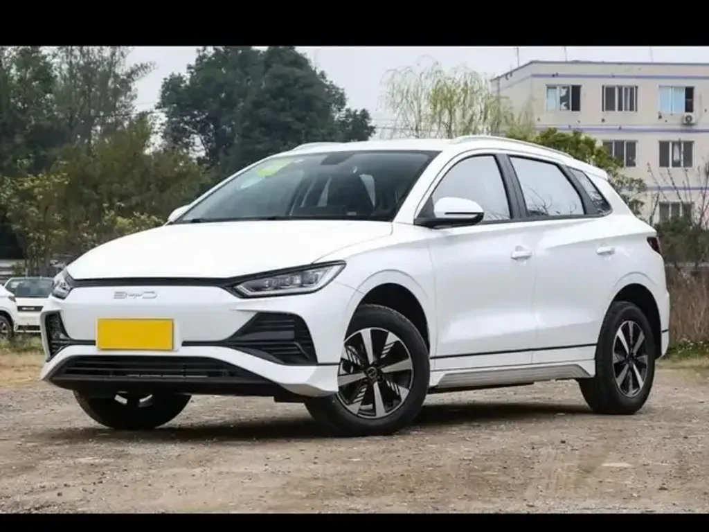BYD E2