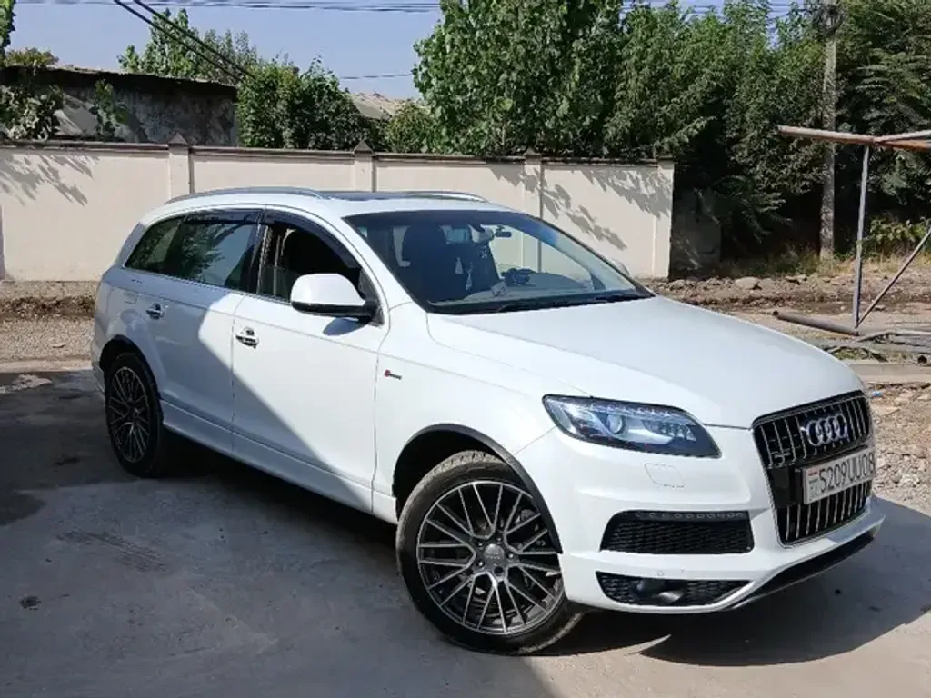 Audi Q7