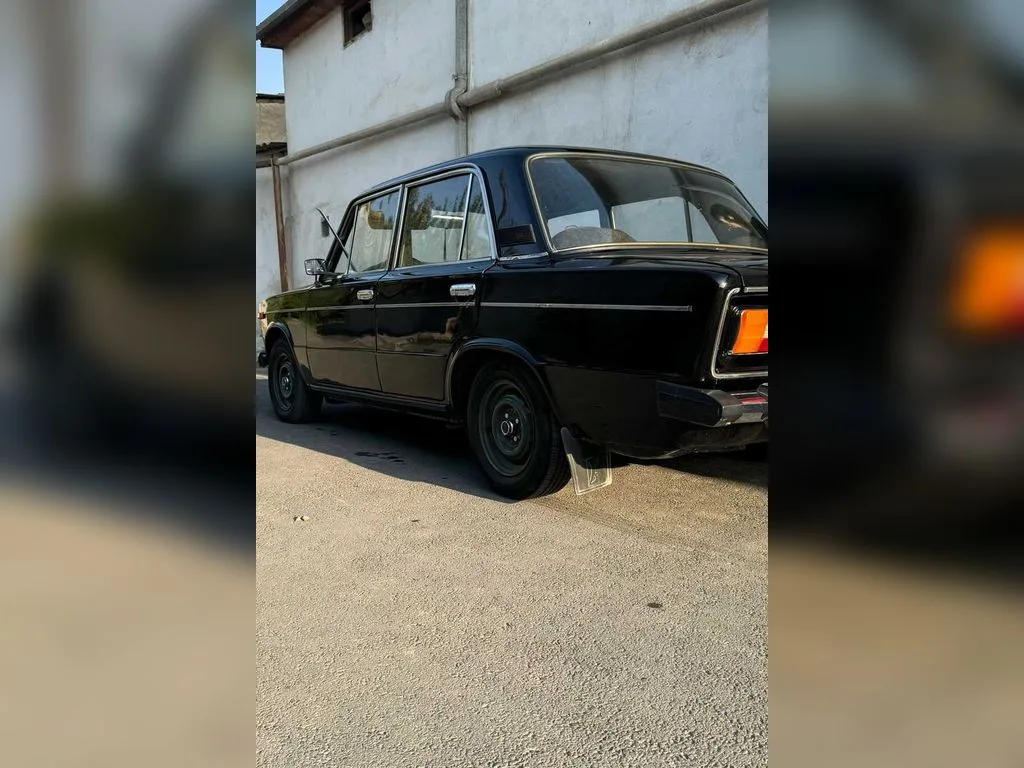 Lada 2106