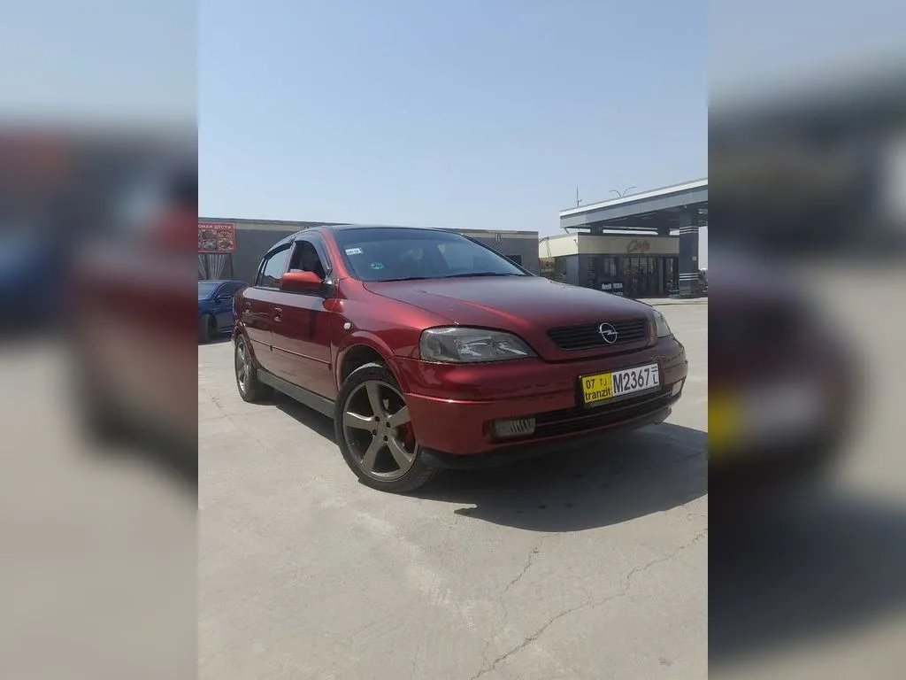 Opel Astra J