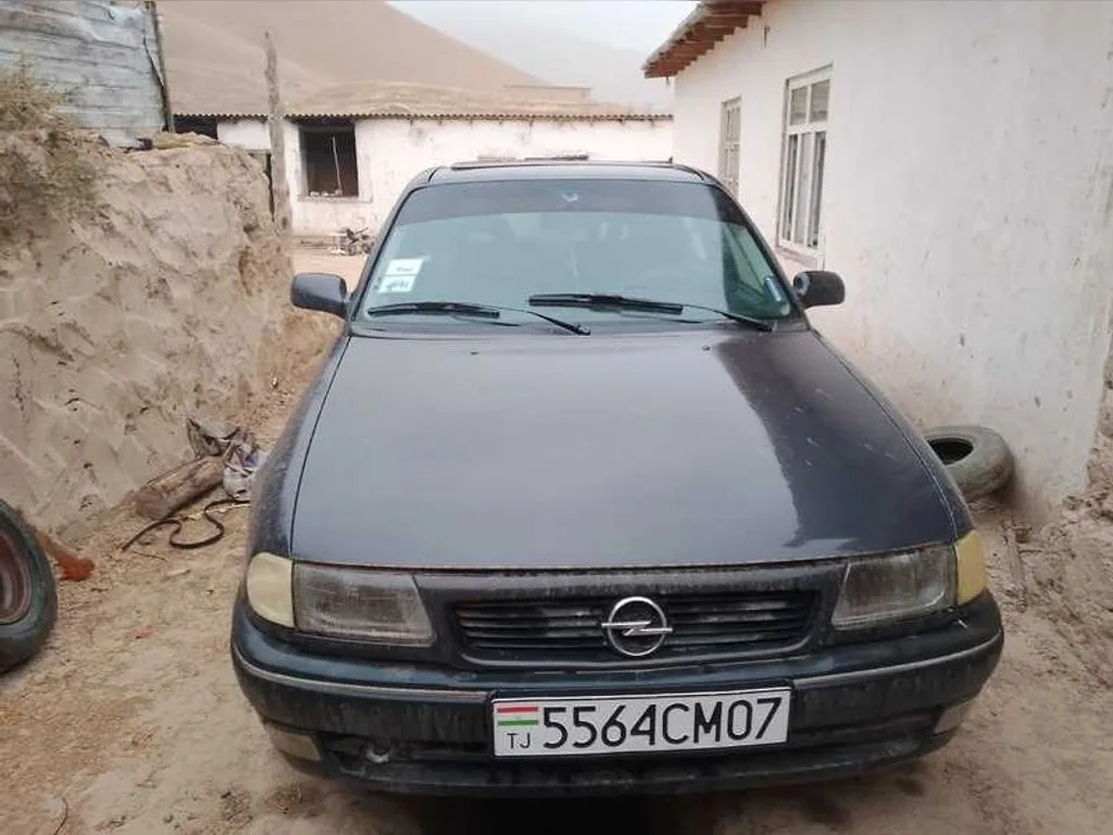 Opel Astra F