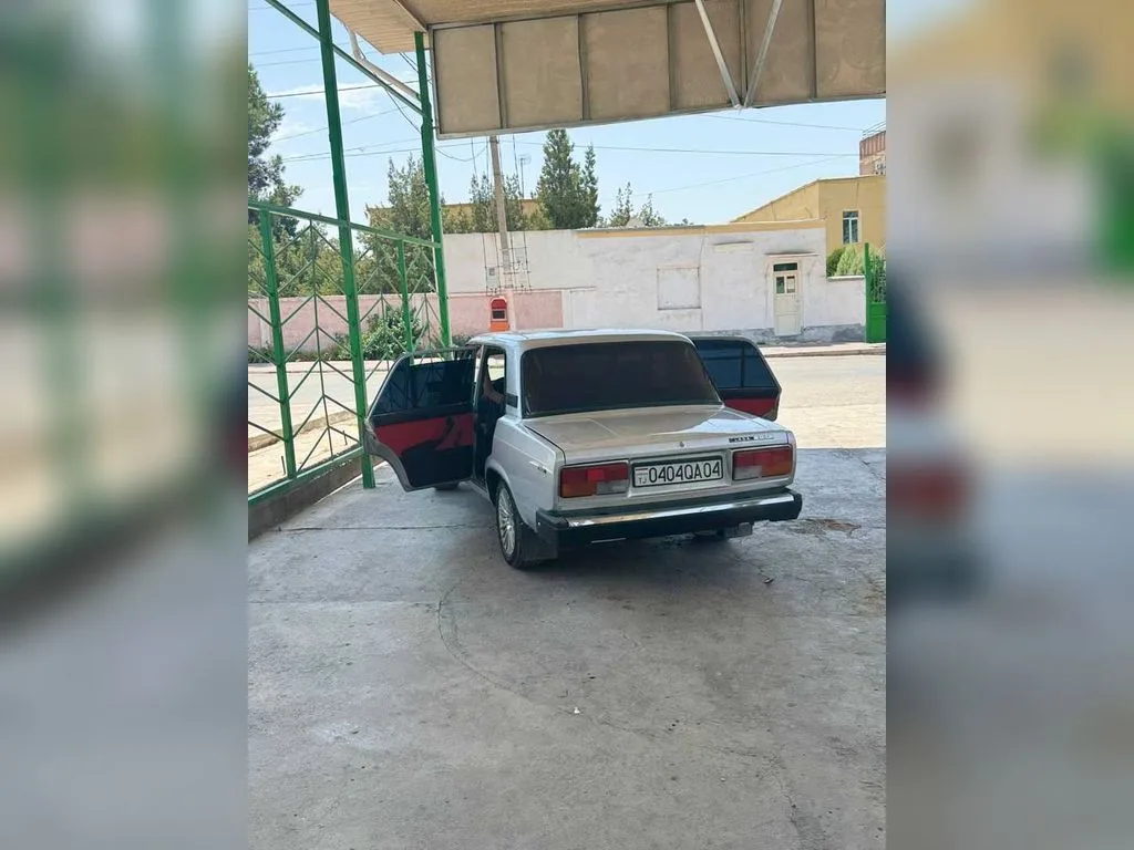 Lada 2107